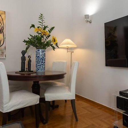 Apartament Chic N Central Apt In Kolonaki Ateny Zewnętrze zdjęcie